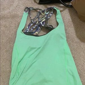 Lululemon tank with built in bra